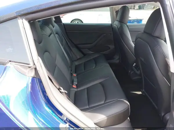 5YJ3E1EC1MF000961 2021 TESLA MODEL 3 - Image 8