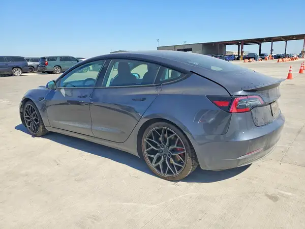 5YJ3E1EC1MF065471 2021 TESLA MODEL 3 - Image 2
