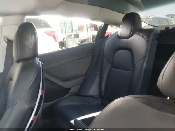 5YJ3E1EC1MF089141 2021 TESLA MODEL 3 - Image 8