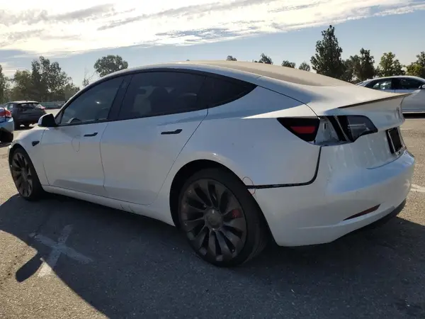 5YJ3E1EC1MF876249 2021 TESLA MODEL 3 - Image 2
