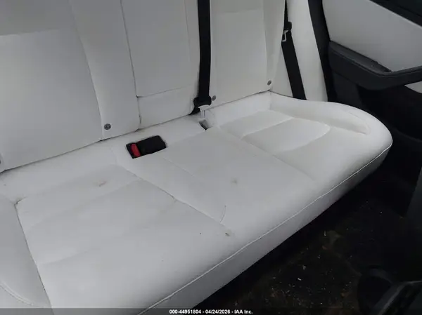 5YJ3E1EC1MF936305 2021 TESLA MODEL 3 - Image 8