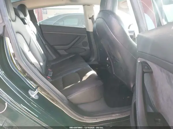 5YJ3E1EC1MF981101 2021 TESLA MODEL 3 - Image 8