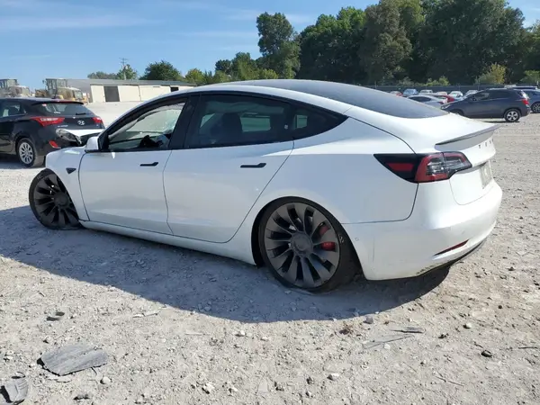 5YJ3E1EC1MF992373 2021 TESLA MODEL 3 - Image 2