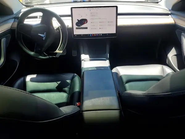 5YJ3E1EC1MF992387 2021 TESLA MODEL 3 - Image 8