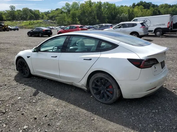 5YJ3E1EC1NF105257 2022 TESLA MODEL 3 - Image 2