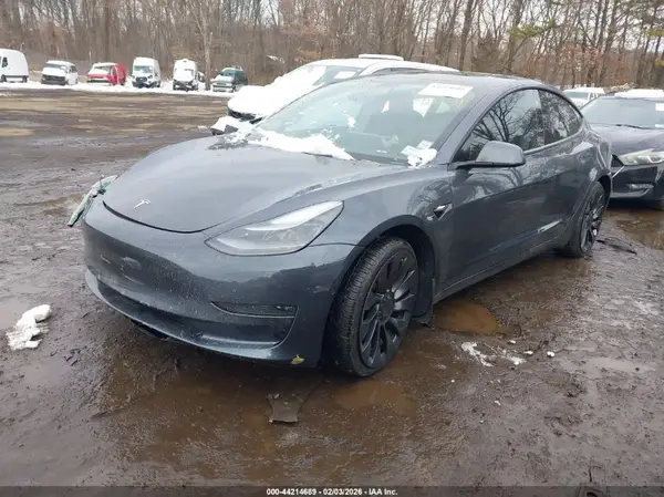 5YJ3E1EC1NF128232 2022 TESLA MODEL 3 - Image 2