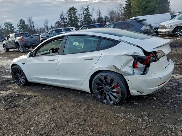 5YJ3E1EC1NF152112 2022 TESLA MODEL 3 - Image 2