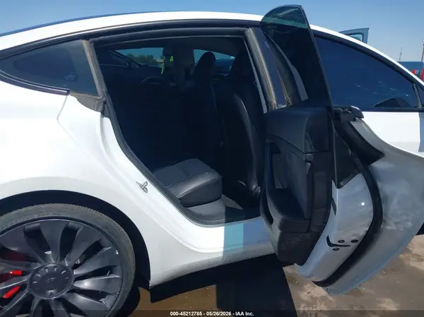 5YJ3E1EC1NF204158 2022 TESLA MODEL 3 - Image 8