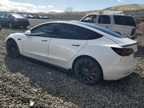 5YJ3E1EC1NF243316 2022 TESLA MODEL 3 - Image 2