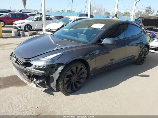 5YJ3E1EC1NF253733 2022 TESLA MODEL 3 - Image 2