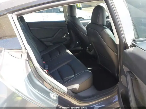 5YJ3E1EC1NF253733 2022 TESLA MODEL 3 - Image 8