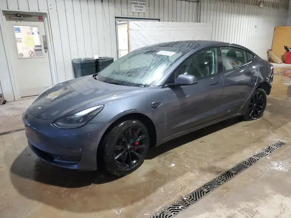 5YJ3E1EC1NF268295 2022 TESLA MODEL 3 - Image 1