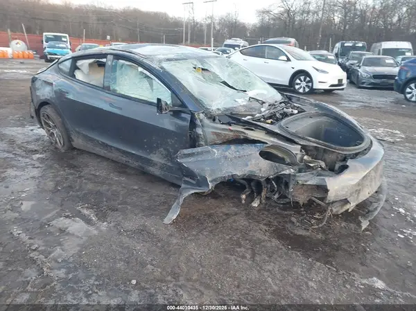 5YJ3E1EC1NF268622 2022 TESLA MODEL 3 - Image 1