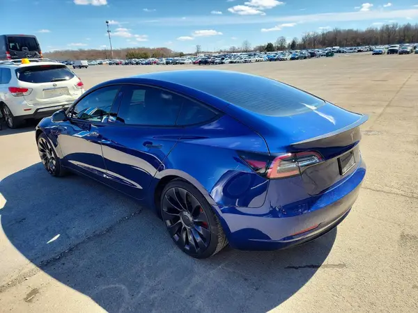 5YJ3E1EC1NF268636 2022 TESLA MODEL 3 - Image 2