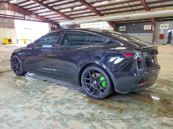 5YJ3E1EC1NF345537 2022 TESLA MODEL 3 - Image 2