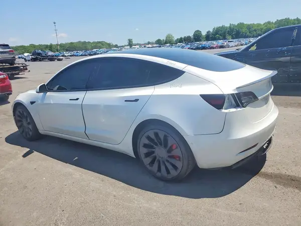 5YJ3E1EC1NF346722 2022 TESLA MODEL 3 - Image 2