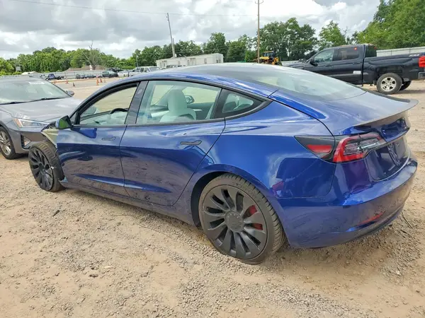 5YJ3E1EC1PF399178 2023 TESLA MODEL 3 - Image 2