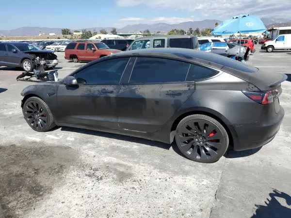 5YJ3E1EC1PF405464 2023 TESLA MODEL 3 - Image 2
