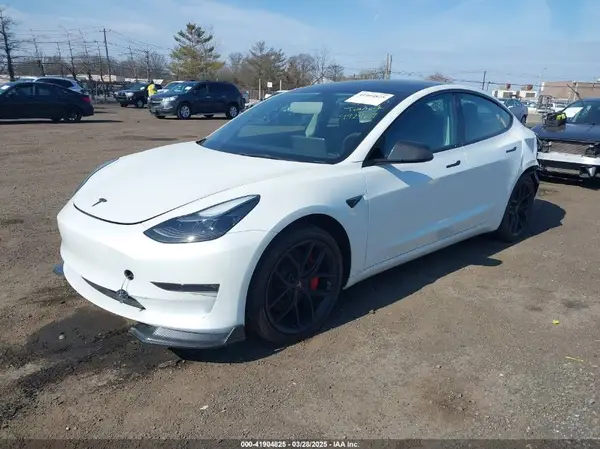5YJ3E1EC1PF492427 2023 TESLA MODEL 3 - Image 2