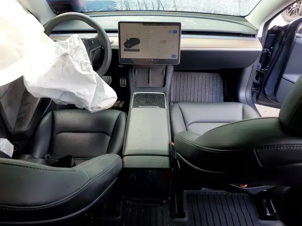 5YJ3E1EC1PF509985 2023 TESLA MODEL 3 - Image 8