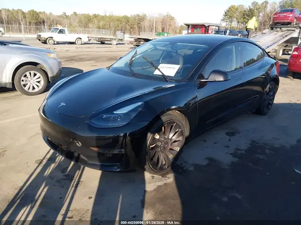 5YJ3E1EC1PF552576 2023 TESLA MODEL 3 - Image 2