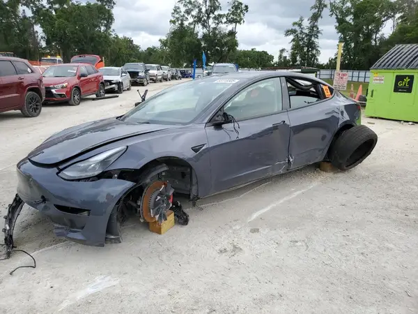 5YJ3E1EC1PF582726 2023 TESLA MODEL 3 - Image 1