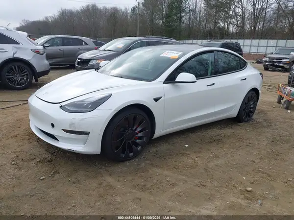 5YJ3E1EC1PF583679 2023 TESLA MODEL 3 - Image 2