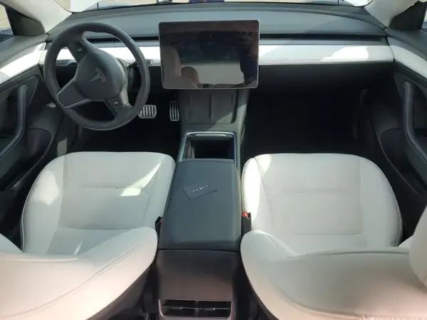 5YJ3E1EC1PF585173 2023 TESLA MODEL 3 - Image 8