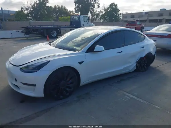5YJ3E1EC1PF608354 2023 TESLA MODEL 3 - Image 2