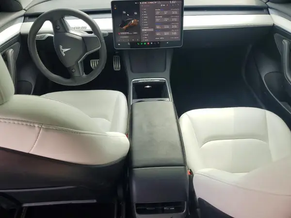 5YJ3E1EC1PF633464 2023 TESLA MODEL 3 - Image 8