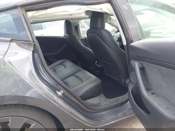 5YJ3E1EC1PF678145 2023 TESLA MODEL 3 - Image 8