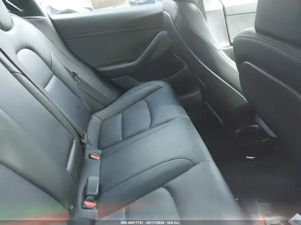 5YJ3E1EC1PF687699 2023 TESLA MODEL 3 - Image 8
