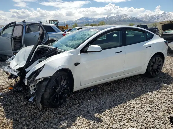 5YJ3E1EC1PF706879 2023 TESLA MODEL 3 - Image 1