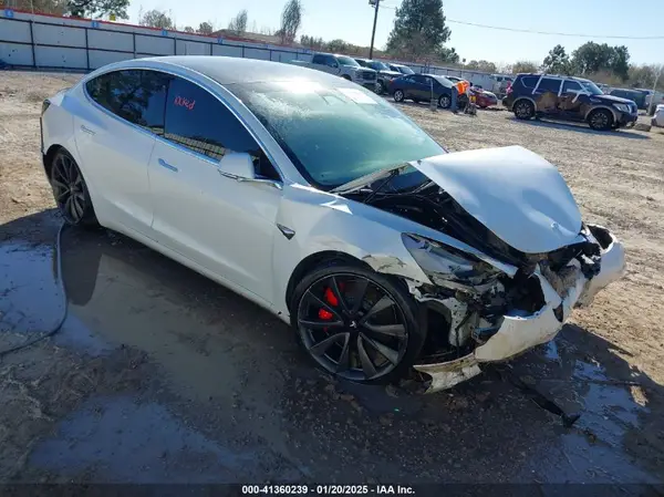 5YJ3E1EC2LF623827 2020 TESLA MODEL 3 - Image 1