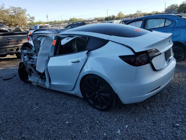 5YJ3E1EC2LF624251 2020 TESLA MODEL 3 - Image 2