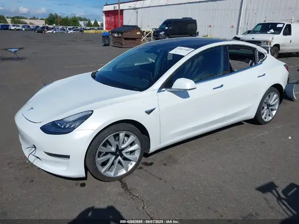 5YJ3E1EC2LF627456 2020 TESLA MODEL 3 - Image 2