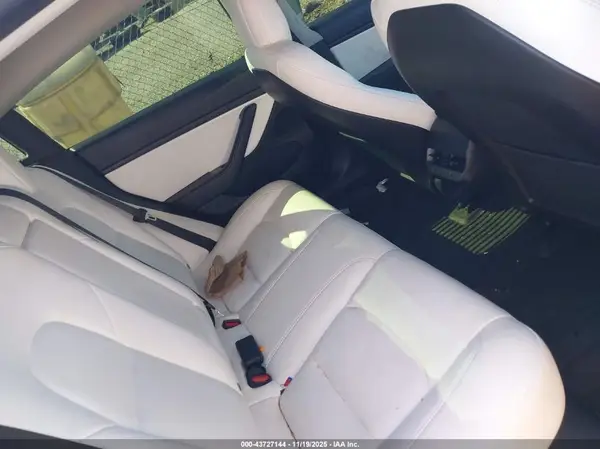 5YJ3E1EC2LF714385 2020 TESLA MODEL 3 - Image 8