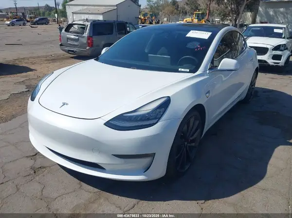 5YJ3E1EC2LF722468 2020 TESLA MODEL 3 - Image 2