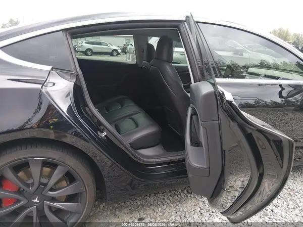 5YJ3E1EC2LF741943 2020 TESLA MODEL 3 - Image 8