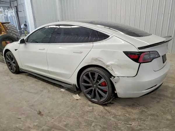 5YJ3E1EC2LF747368 2020 TESLA MODEL 3 - Image 2