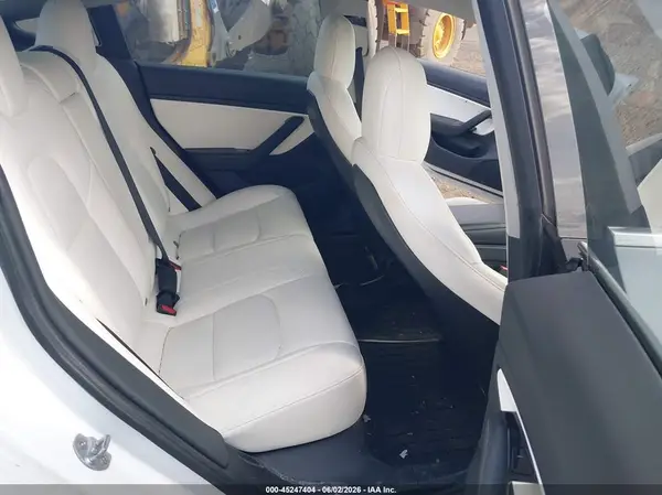 5YJ3E1EC2LF784243 2020 TESLA MODEL 3 - Image 8