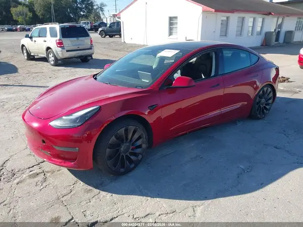 5YJ3E1EC2MF024279 2021 TESLA MODEL 3 - Image 2