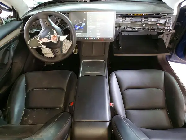 5YJ3E1EC2MF056486 2021 TESLA MODEL 3 - Image 8
