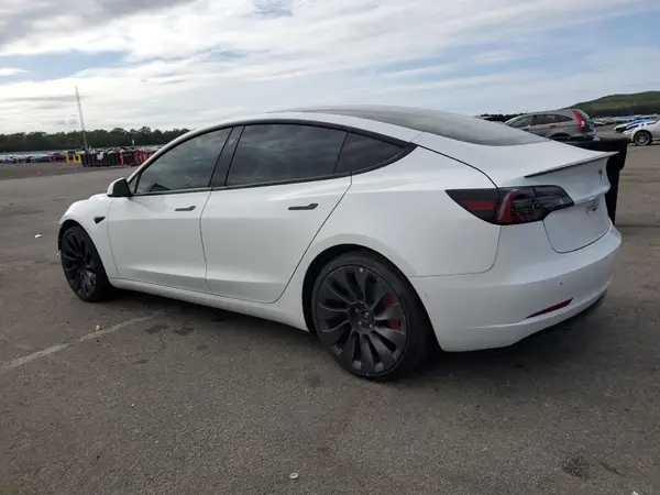 5YJ3E1EC2MF062661 2021 TESLA MODEL 3 - Image 2
