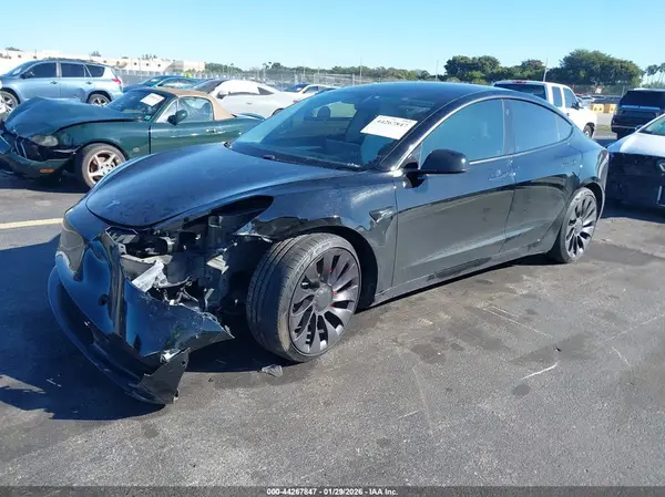 5YJ3E1EC2MF980880 2021 TESLA MODEL 3 - Image 2