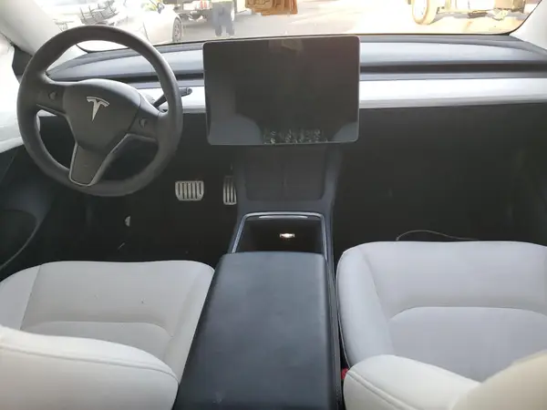 5YJ3E1EC2MF984962 2021 TESLA MODEL 3 - Image 8