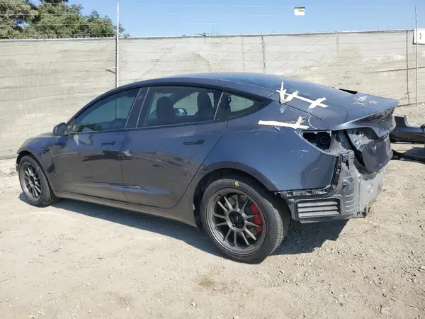 5YJ3E1EC2NF137201 2022 TESLA MODEL 3 - Image 2