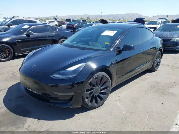 5YJ3E1EC2NF138610 2022 TESLA MODEL 3 - Image 2