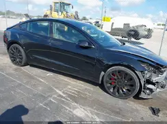 5YJ3E1EC2NF204668 2022 TESLA MODEL 3