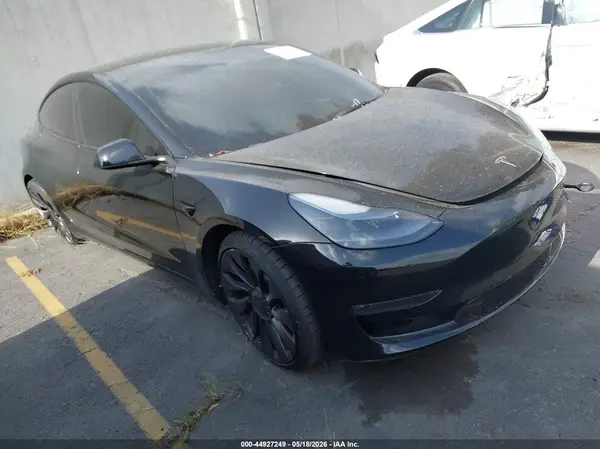 5YJ3E1EC2NF230400 2022 TESLA MODEL 3 - Image 1